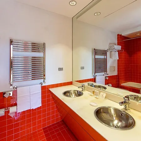 阿拉巴尼罗马酒店