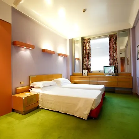 阿拉巴尼罗马酒店 4* 罗马