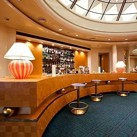 Hotel Albani