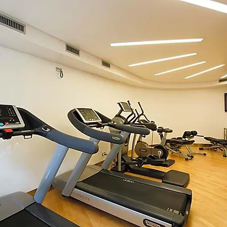 Hotel Albani 4*