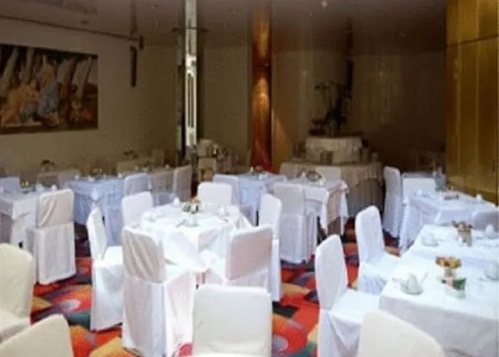 Otel Albani 4*